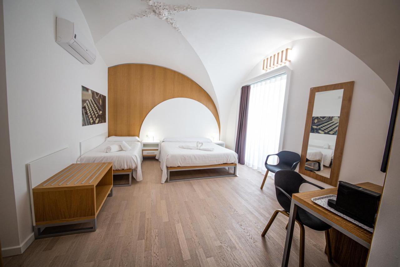 The Uncle'S House Hotel Катания Екстериор снимка
